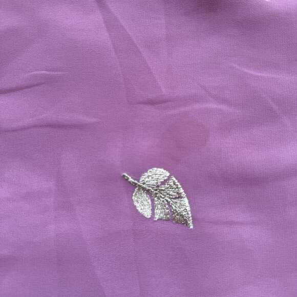 Lavender Silver-Leaf Embroidered Sari | Elegant Floral Accent Saree - Picture 5 of 7